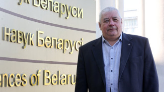 Обладатель почетного звания «Ученый года НАН – 2023» Владимир Азаренко