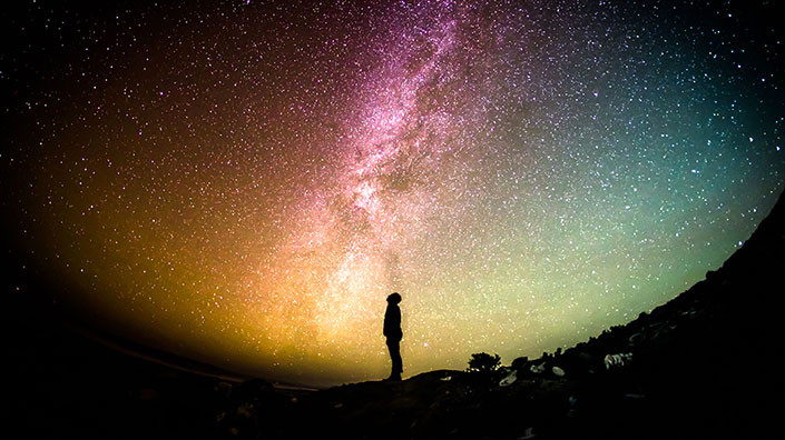 © Greg Rakozy/Unsplash