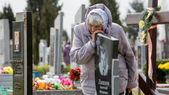 25 апреля 2017 года. На кладбище «Плоска» в Бресте. Фото Екатерины Гаревой.