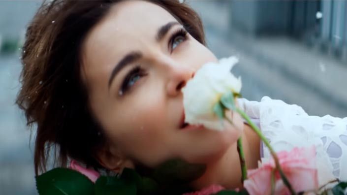 Скриншот из клипа Ани Лорак «Удержи мое сердце»