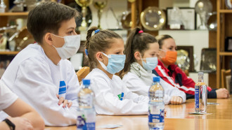 Участницы восьмого сезона программы «Футбол для дружбы»